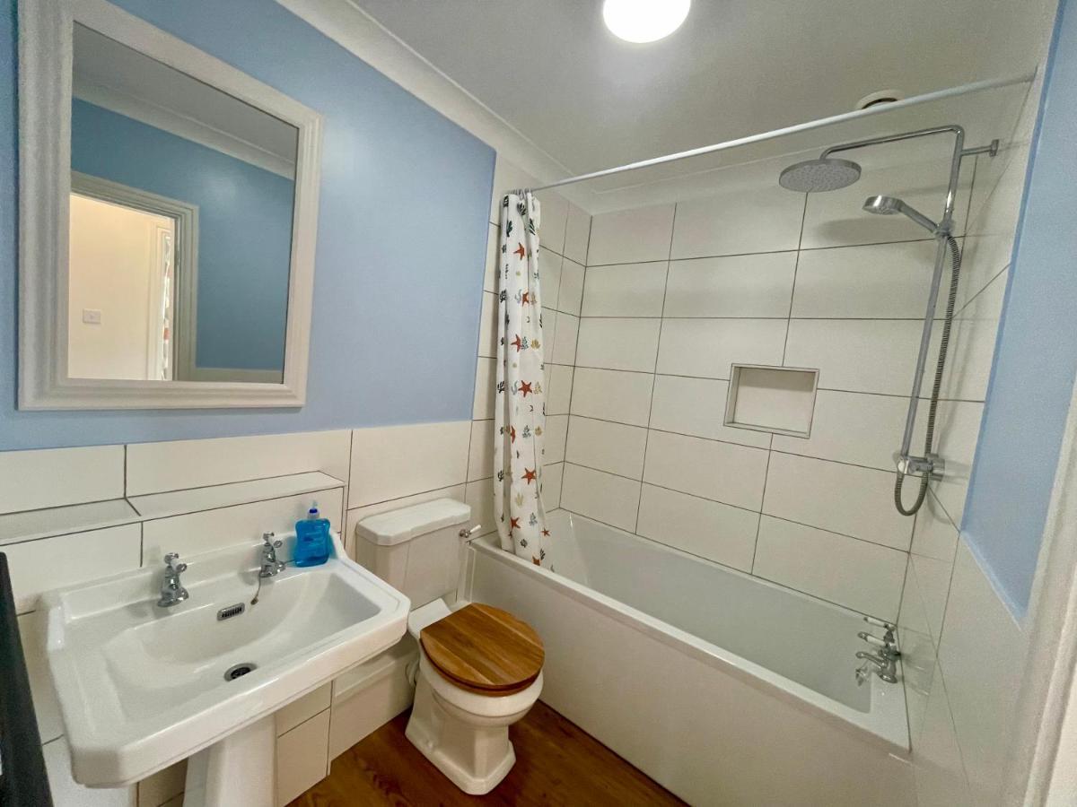 Cosy Victorian Apartment - Central ヨーク エクステリア 写真